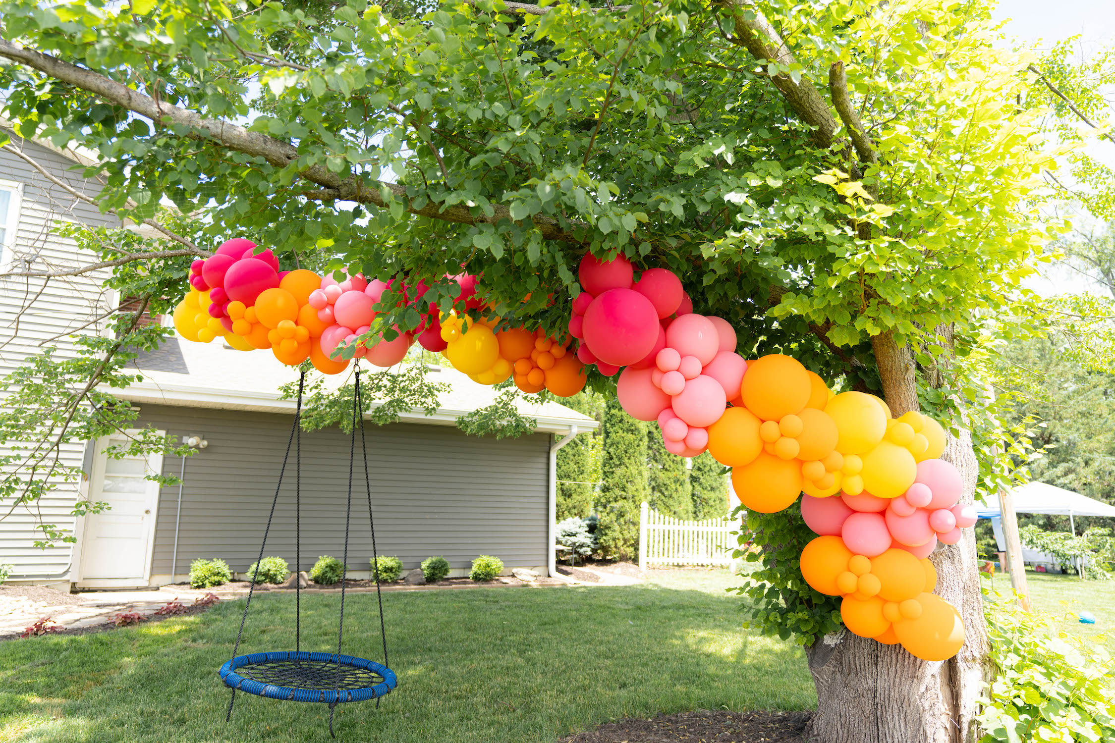 ways-to-step-up-your-omaha-balloon-decor-the-party-bar